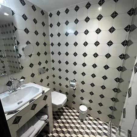 Hotel Du Continent