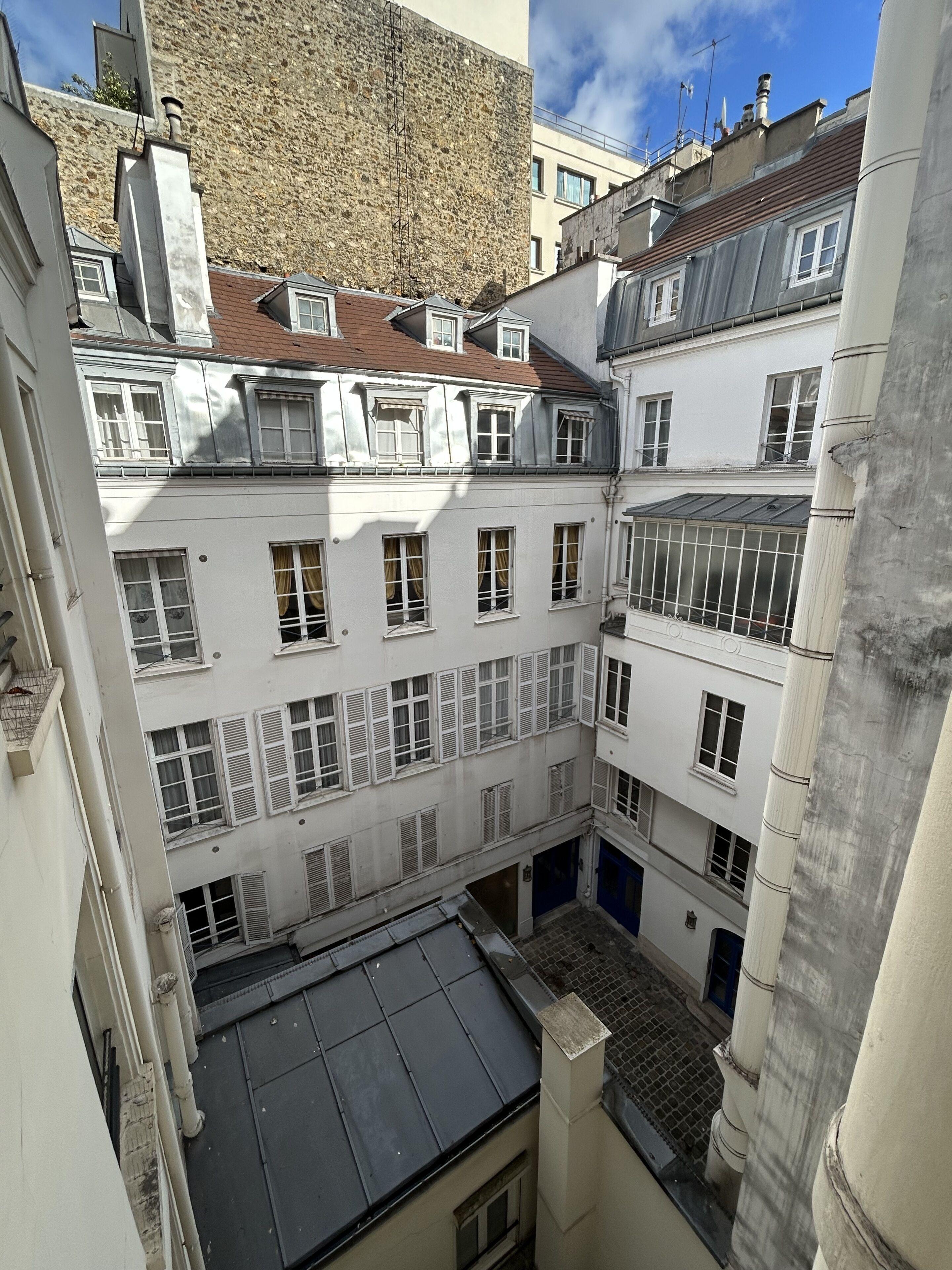 Du Continent 3* Paris