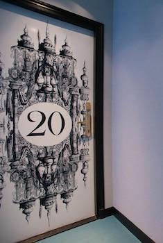 Du Continent Hotel Parigi